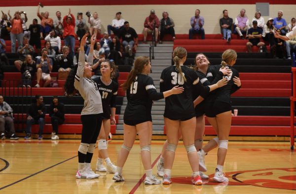 Navigation to Story: Volleyball ends season as PIAA District 1 runner-up