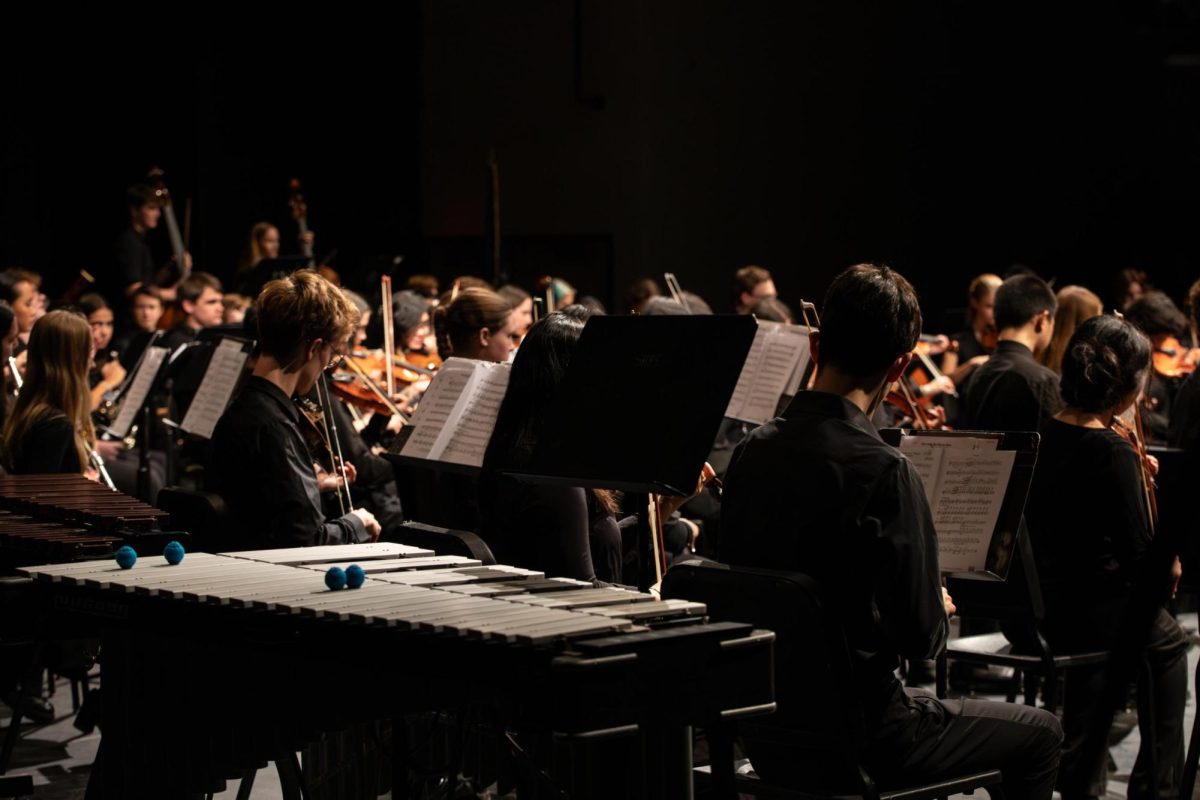 The string orchestra perform their pieces "Chaminade" Scarf Dance from Callirhoe arr. Longfield and "Ducasse" by Lakay to an audience filled with family and friends on December 20. Their music was derived from the French-speaking world and like the choral pieces, followed a nostalgic home theme. 