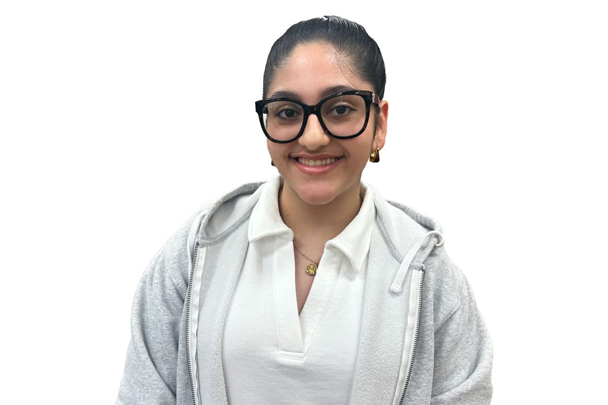 Kavya Bhola ’28