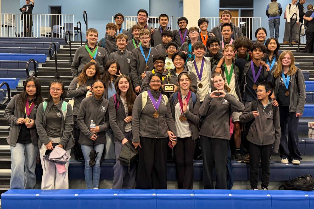 Haven’s middle school and high school Science Olympiad teams pose for a group photo together at States on April 25. The team competed alongside 35 other schools and finished in 13th place.
Provided by Joy Yang.